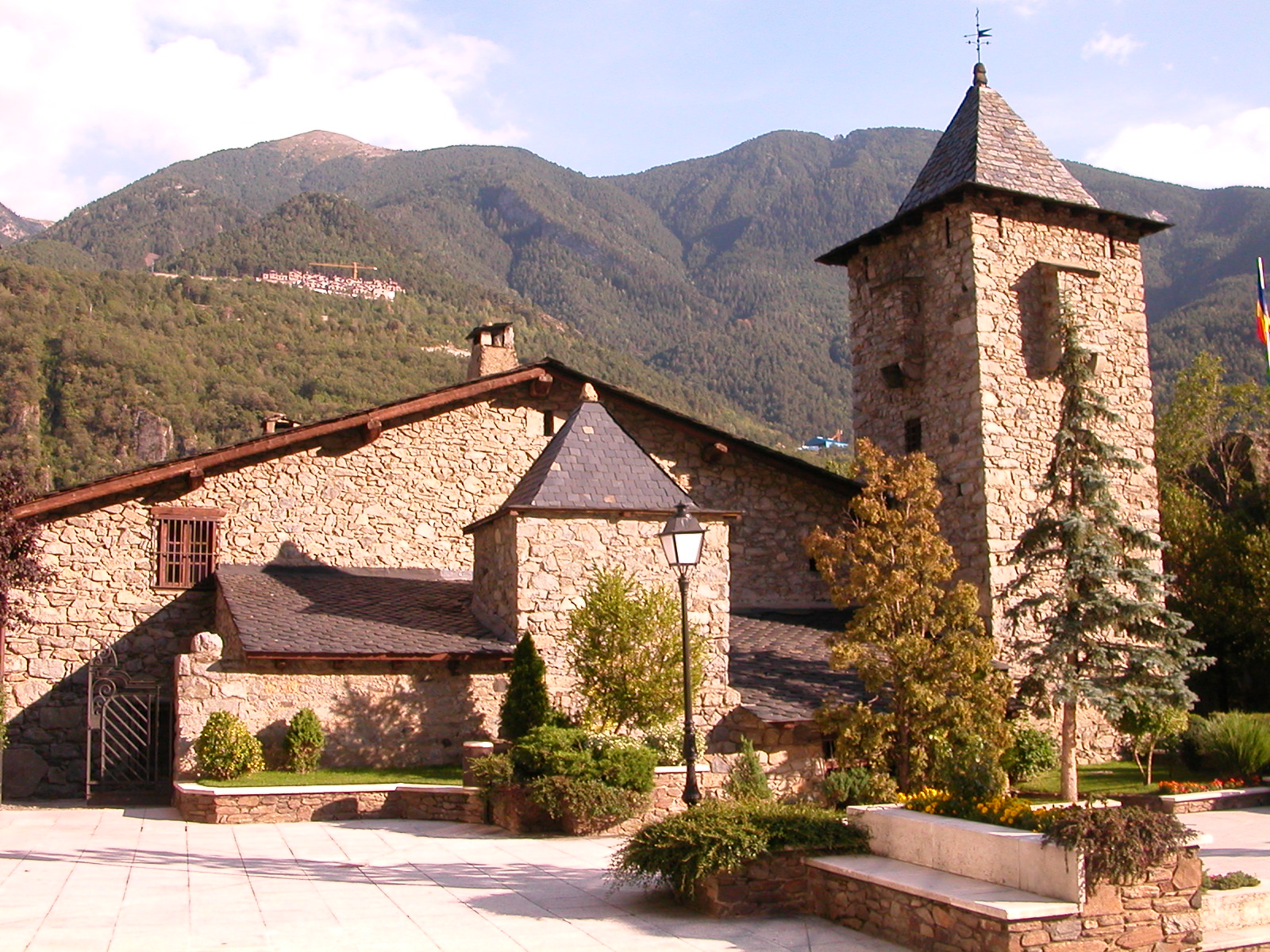 Andorra_casa-de-la-vall.jpg