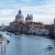 Ponte academia en canal de Venecia.